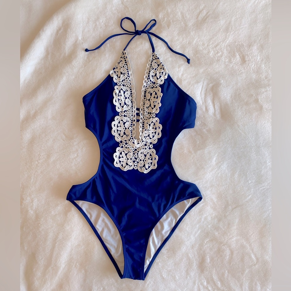 Royal Blue 💙 Deep Plunge Swimsuit
